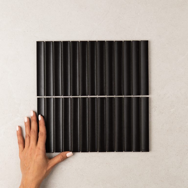 Concave Kit Kat Stack Black Mosaic
