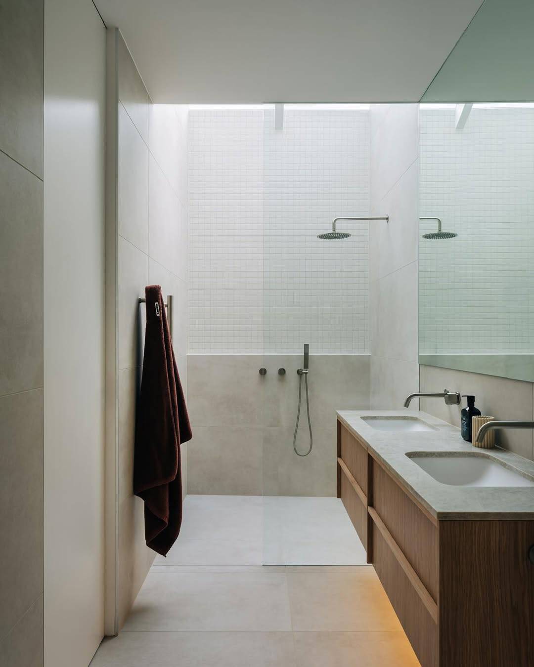 BRIDGES SERIES LIFESTYLE IMAGE