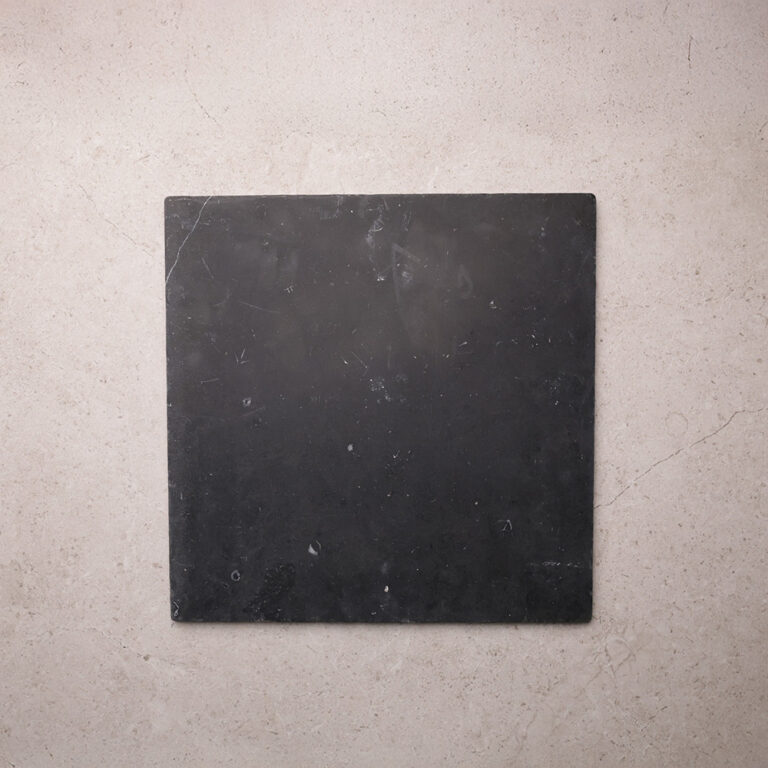 Nero Marquina Tumbled Stone 305 x 305 mm